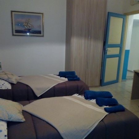 B&B Dell' Abbaddu 사사리 외부 사진