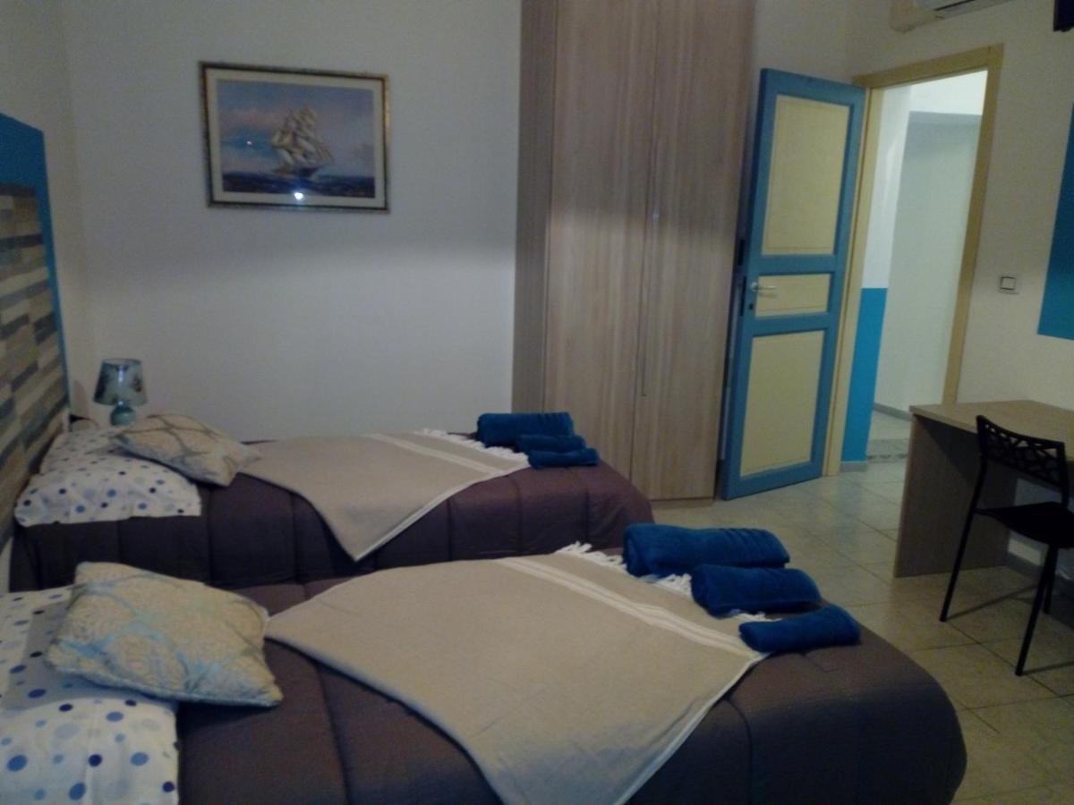 B&B Dell' Abbaddu 사사리 외부 사진